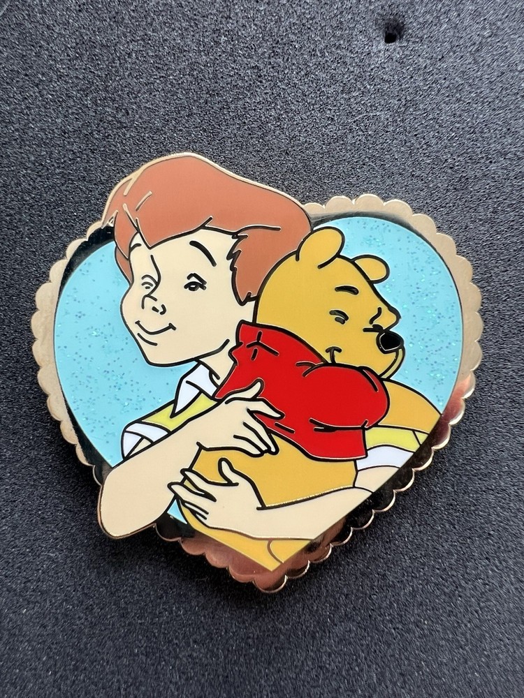 Disney FANTASY Pin - Winnie The Pooh - Pooh & Christopher Robin Hug Heart