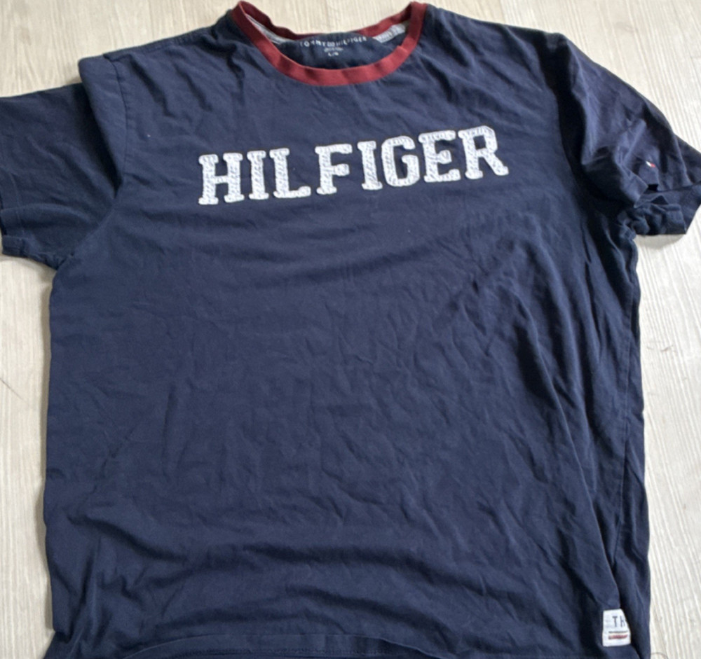 Tommy Hilfiger Men's Navy Red Graphic Print Logo Crew Neck T-Shirt Size L