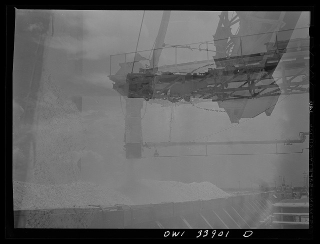 Photo:1930s-1940s Industrial Crane Excavator at Quarry Construction Site
