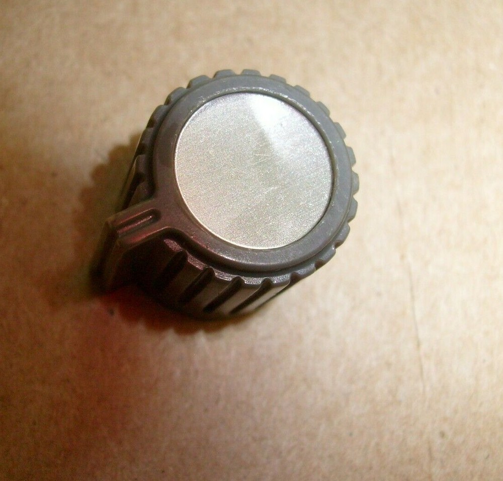 Original Model 257 Tube Tester with One Genuine Knob-image