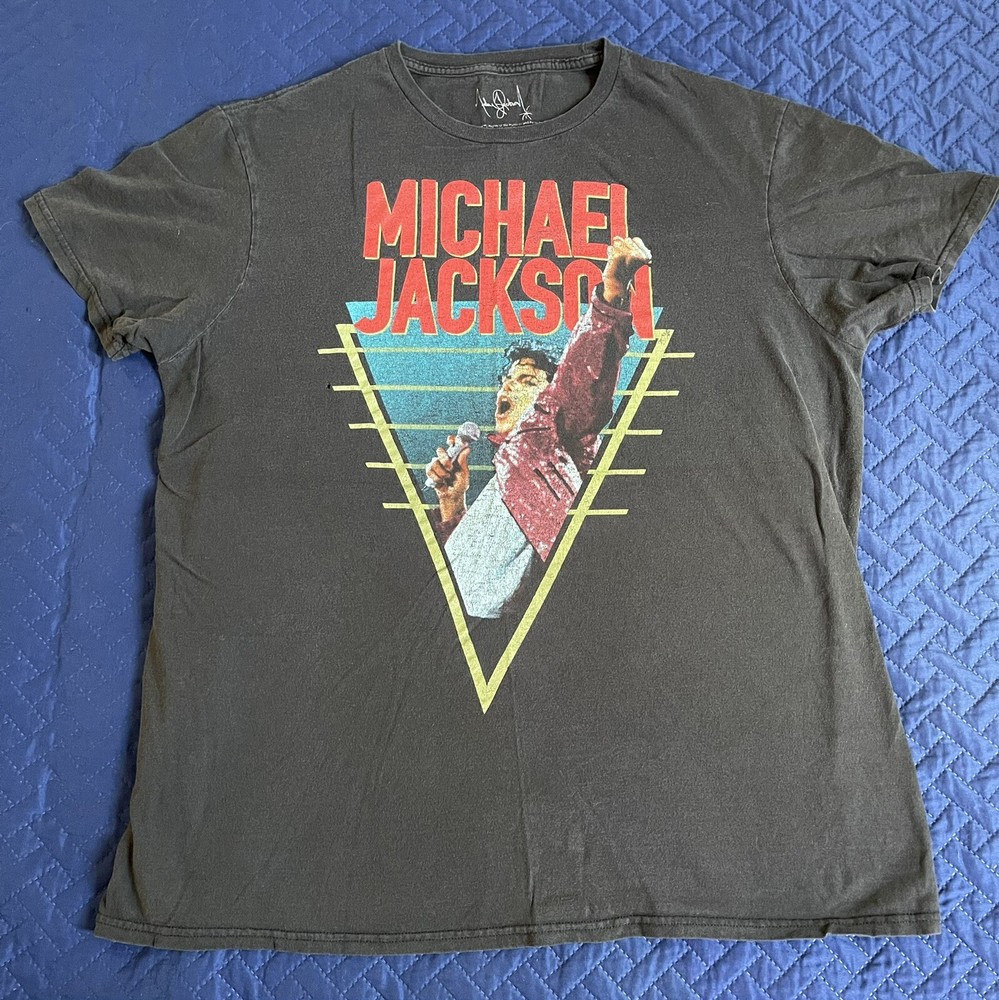 Michael Jackson black t shirt Adult L
