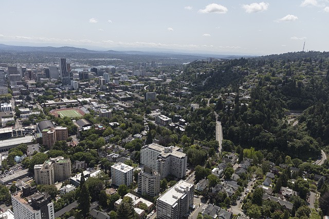 Photo:Portland Oregon 2018 Aerial View of Downtown Skyline Cityscape