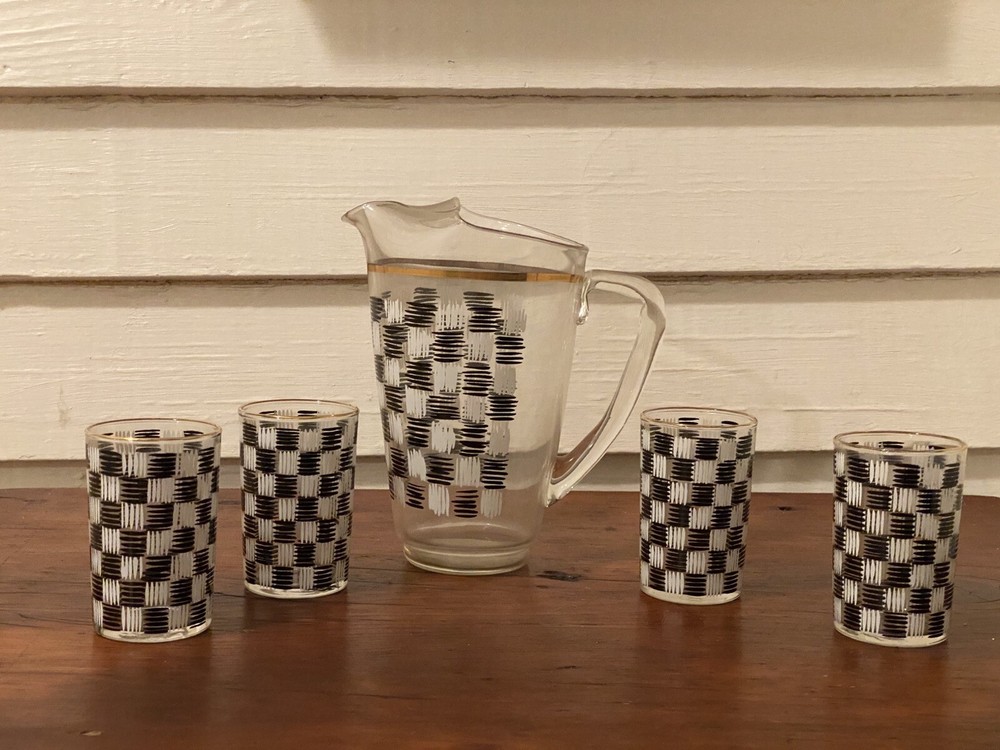 4-Piece Glass Tumbler & Pitcher Set with Gold Trim Checkerboard Pattern