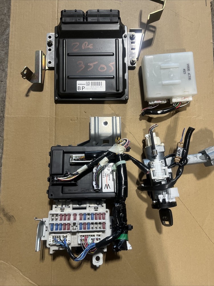 2005 Infiniti G35 Coupe Auto Engine Computer ECU  Ecm BCM Key