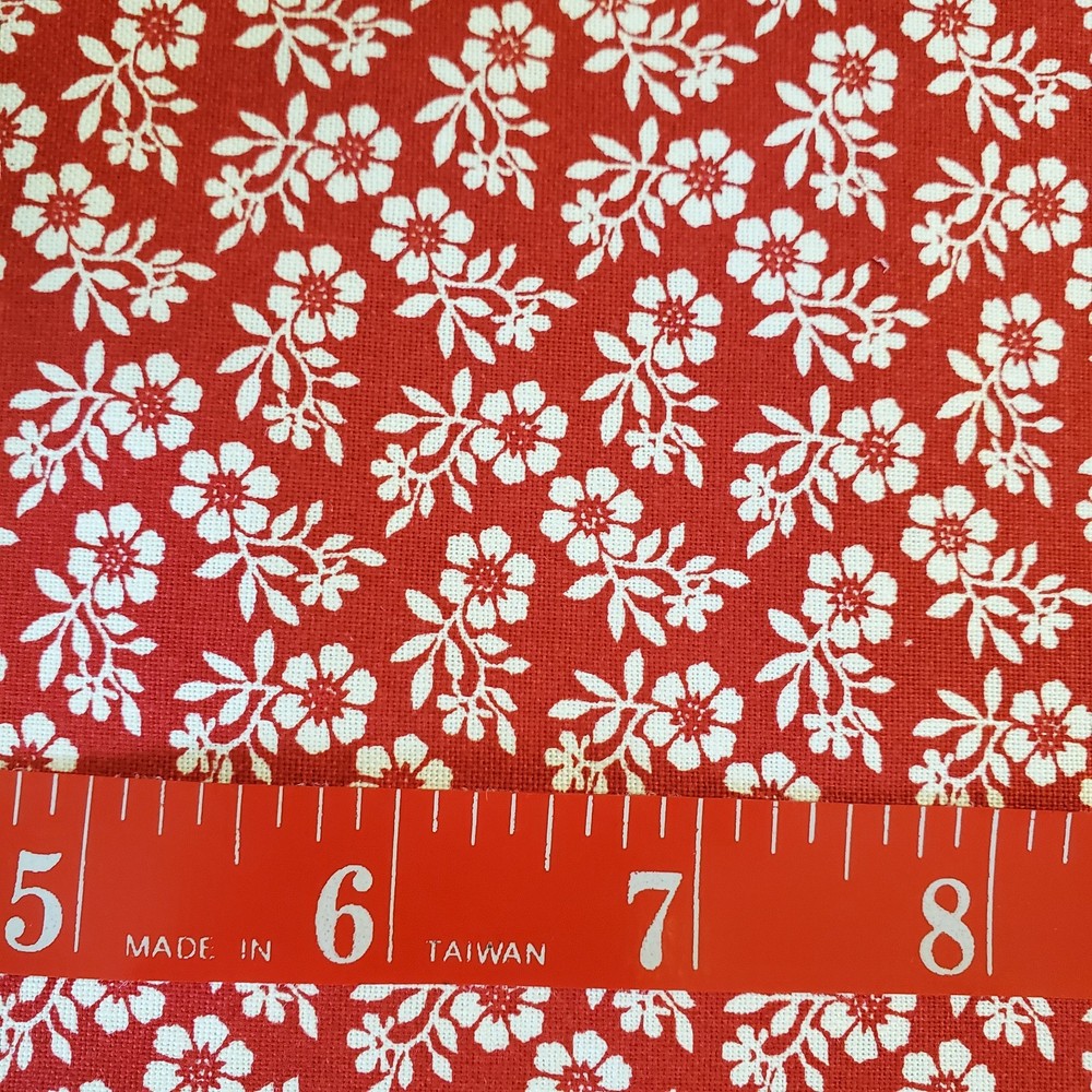 Red White Floral Flowers Fabric  100% Cotton FQ HY BTY Fat Quarter By the Yard