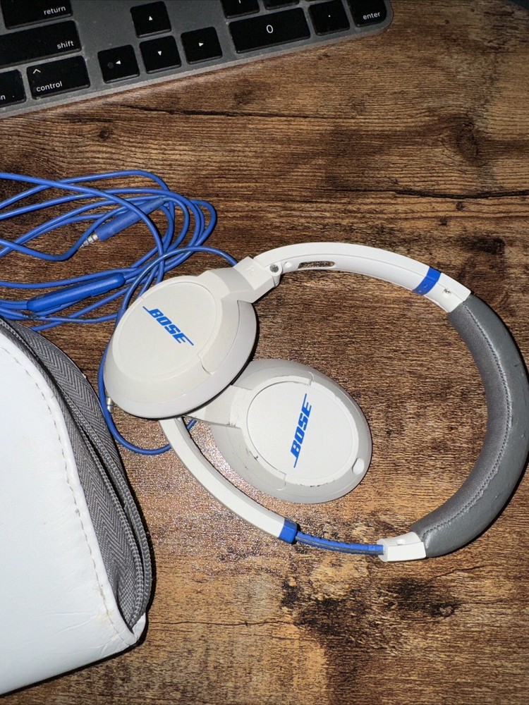 Bose SoundTrue On-Ear Headphones Lightweight Comfortable No Earpads