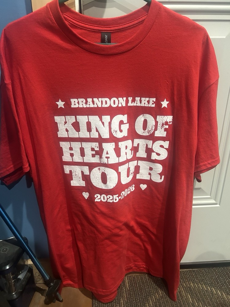 Brandon Lake King Of Hearts XL Shirt | Red World Vision 🔴🎶