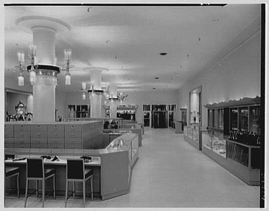 Photo:Bonwitt Teller, business in Cleveland, Ohio. General view to front