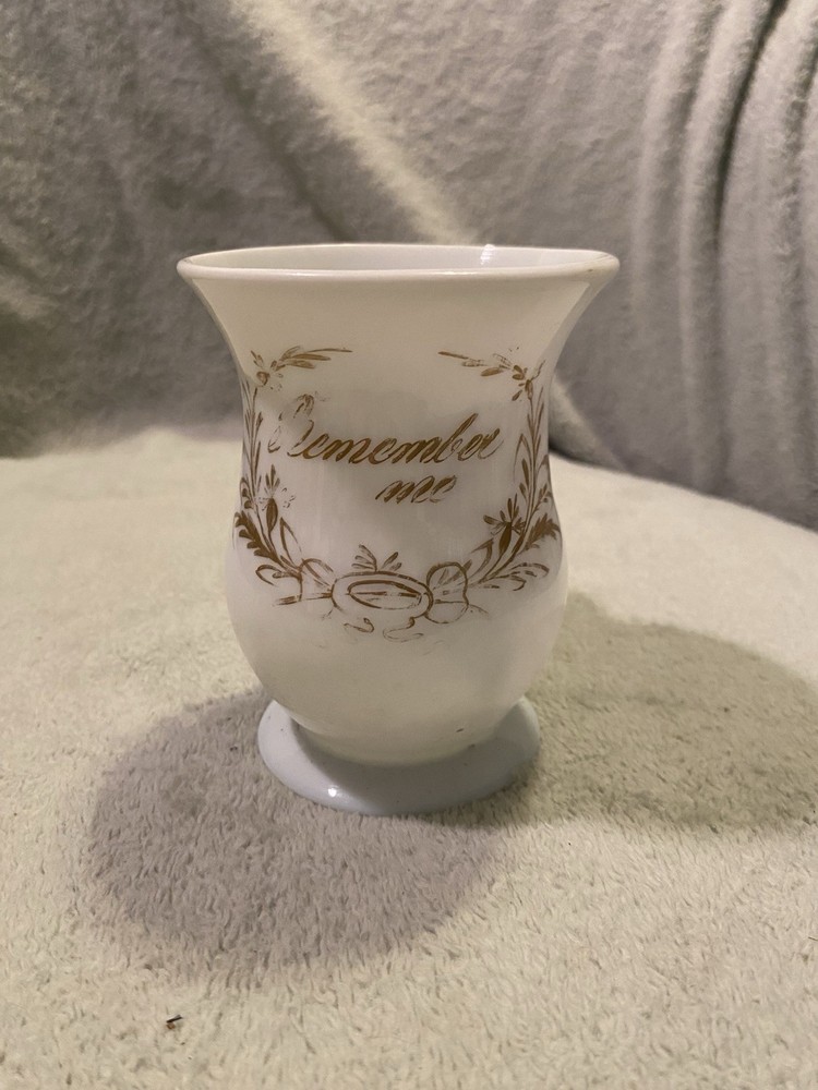 19th C. English Bristol Opalescent Blown Glass Mug Remember Me Wreath 4