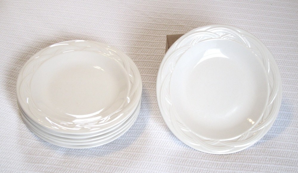 Pfaltzgraff Acadia White 7.5