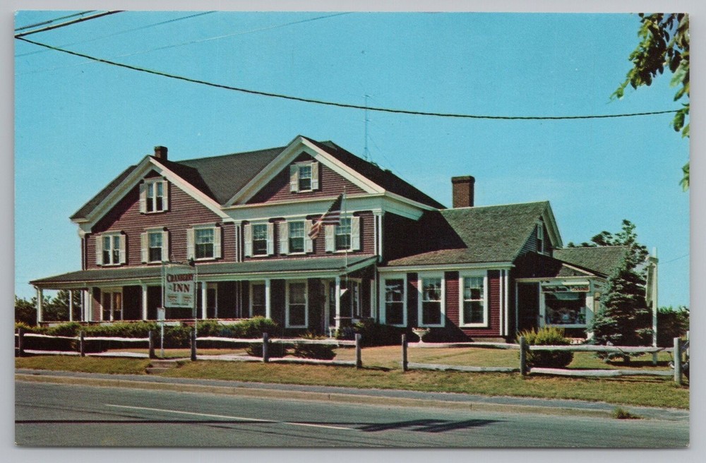 Roadside~Chatham Cape Cod Massachusetts~Cranberry Inn~Vintage Postcard