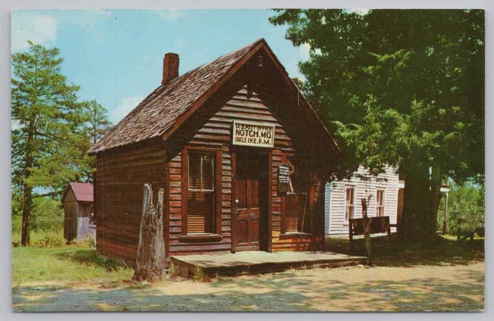 Notch Missouri~Uncle Ikes Post Office~Vintage Postcard