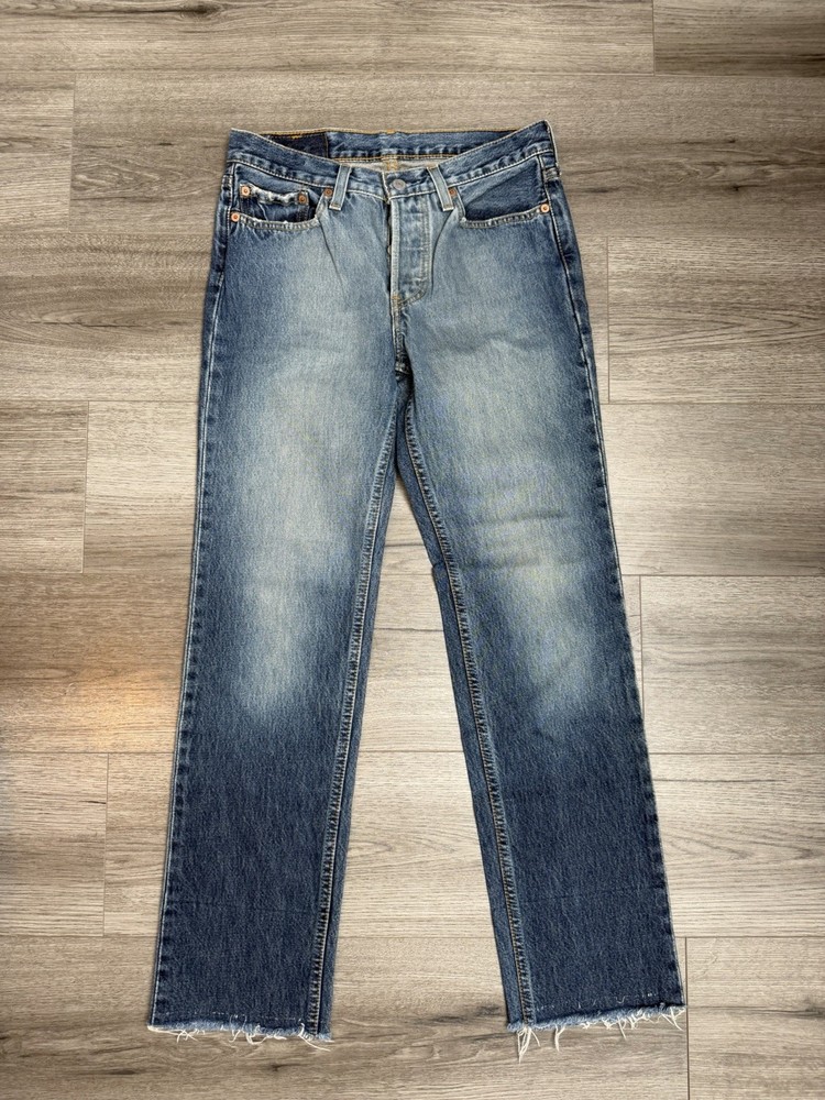 2000s Y2K Vintage Levi’s 501 Jeans Women’s – Made in Australia – W28 L33