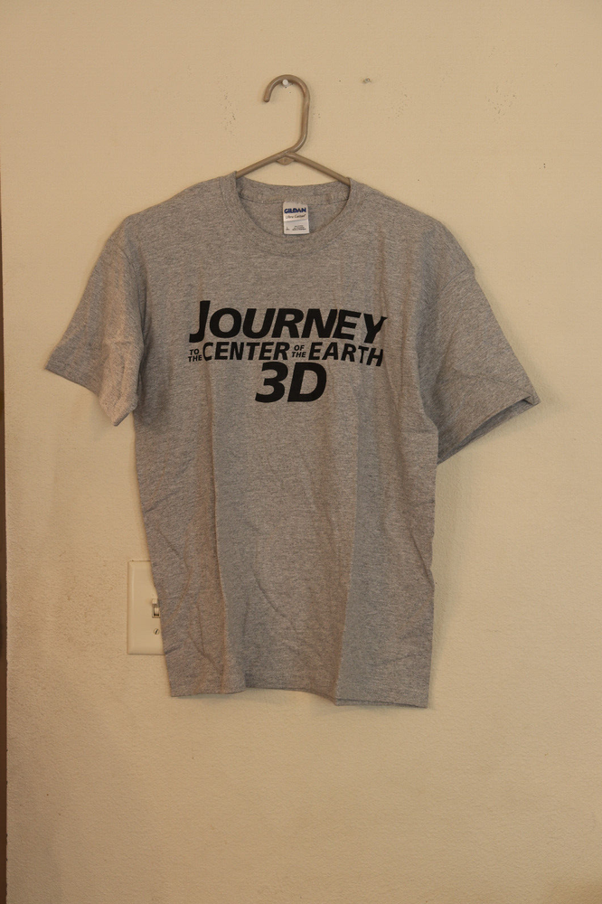 Journey to the Center of the Earth (3D) Movie Promo Shirt (Large) (Never Worn)