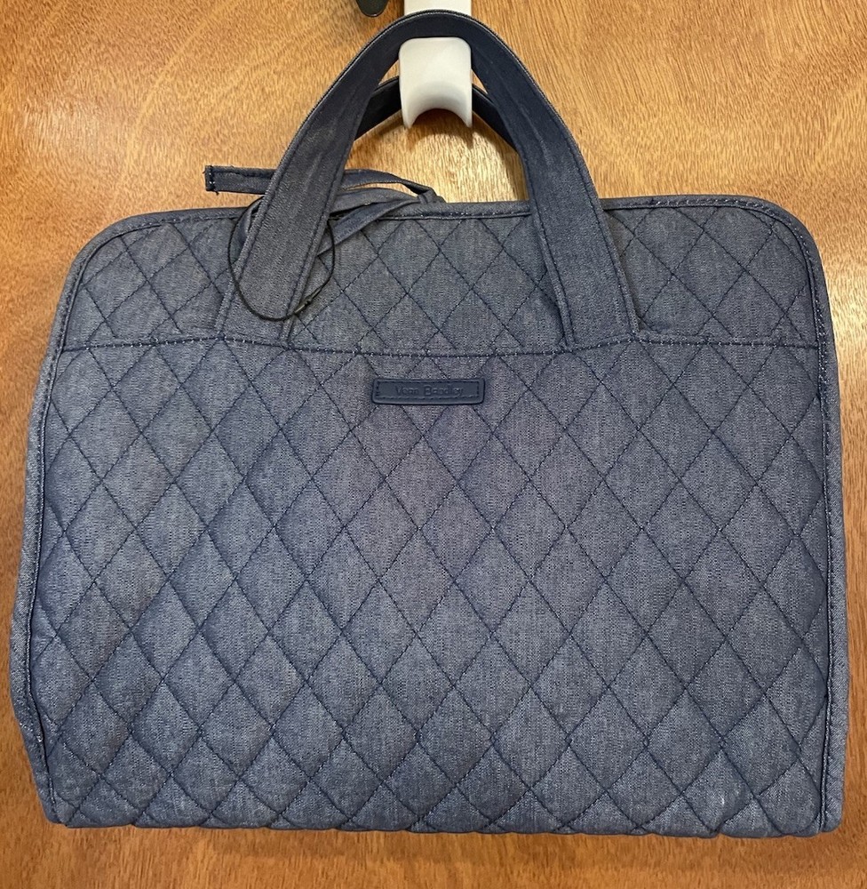 Vera Bradley Hanging Travel Organizer Cosmetics Quilted Bag Denim Blue Jean