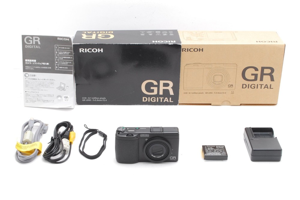 [NEAR MINT IN BOX] Ricoh GR Digital 8.1MP Black Compact Digital Camera JAPAN