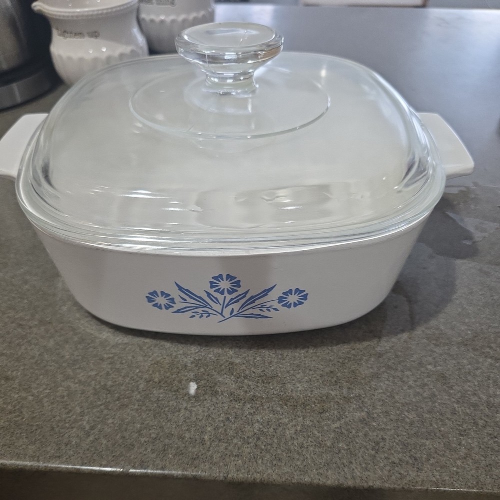 Corning Ware Blue Cornflower  A-2-B Casserole Dish w/ Pyrex A9CA lid 2 Quart