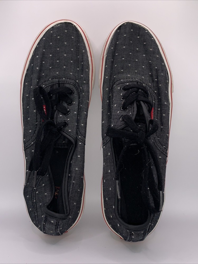 Levi’s Women’s Shoes Size 9 US