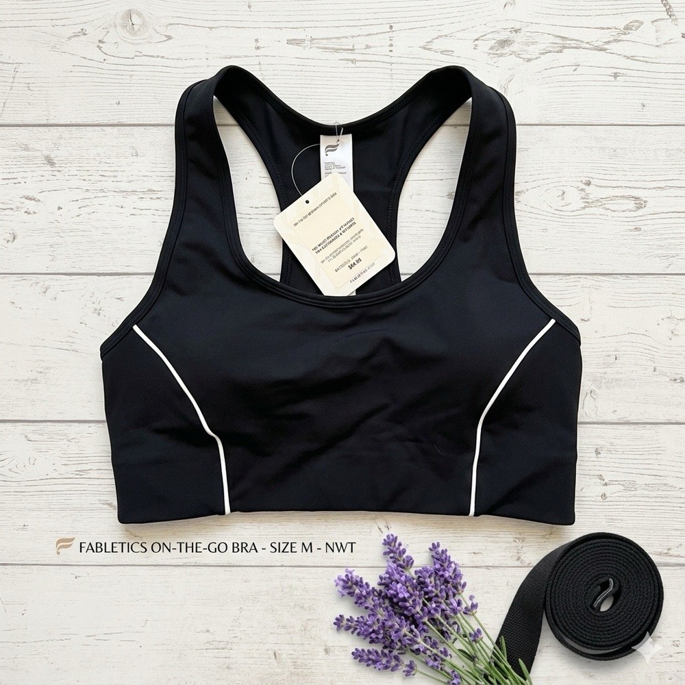 Fabletics Bra M On-The-Go Impact Sports Black White Piping Size M NWT