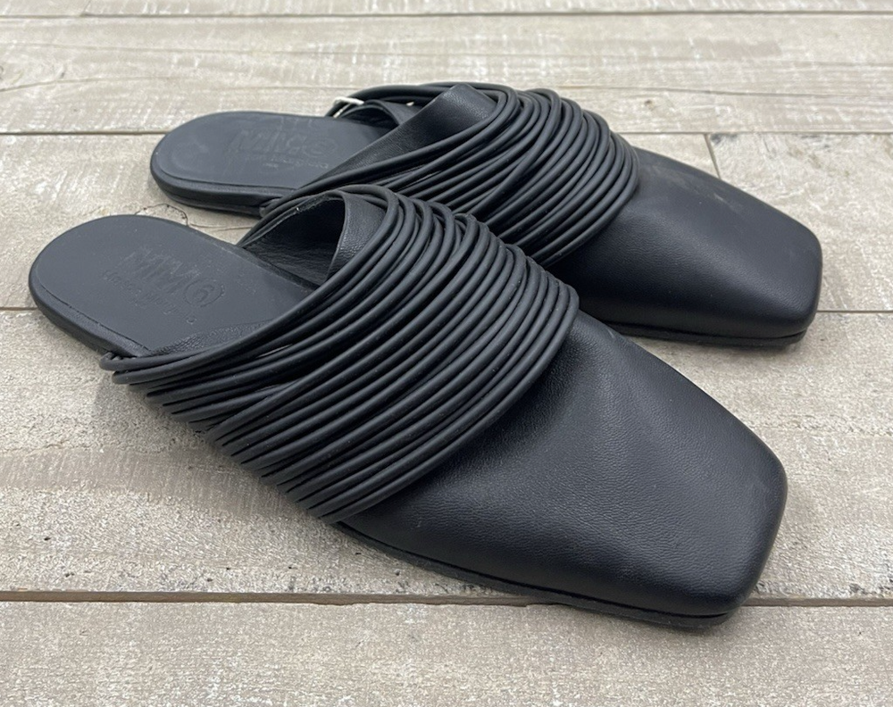 New MM6 Maison Margiela Slip On Leather Mules In Black Size: 36 (US 6)