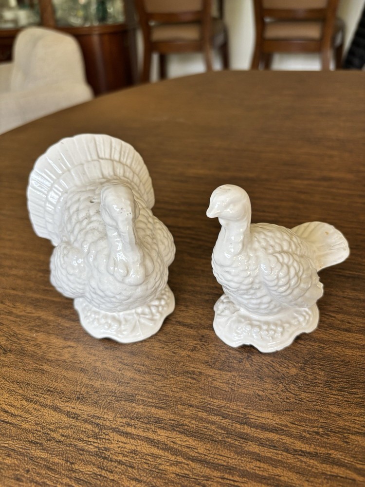 Ceramic Turkey Salt and Pepper Shakers Vintage White