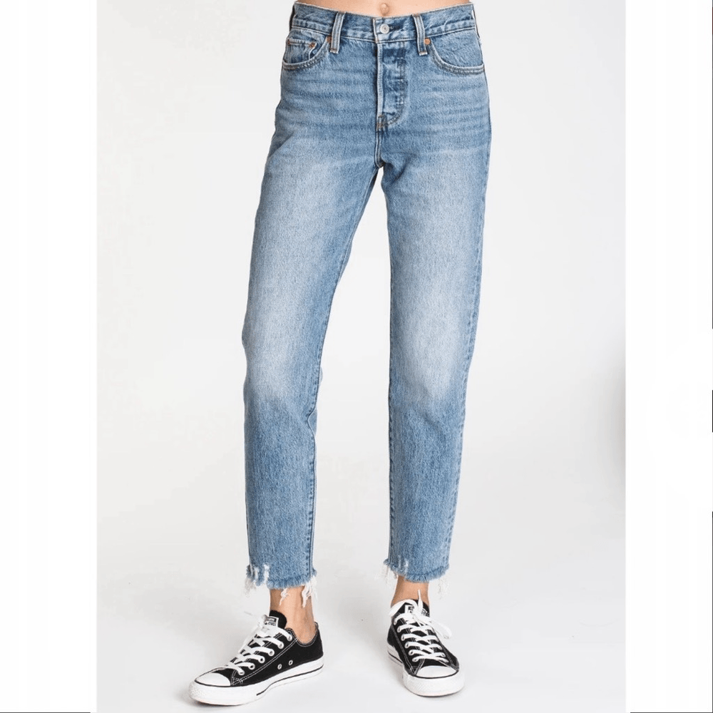 NEW Levi’s Premium Wedgie Fit Icon Straight Leg High Rise Jeans Med Wash Size 28