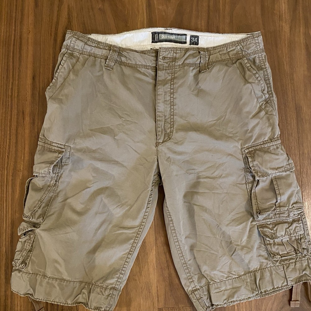 Old Navy Men’s Cargo Shorts Size 34 Khaki Loose Fit
