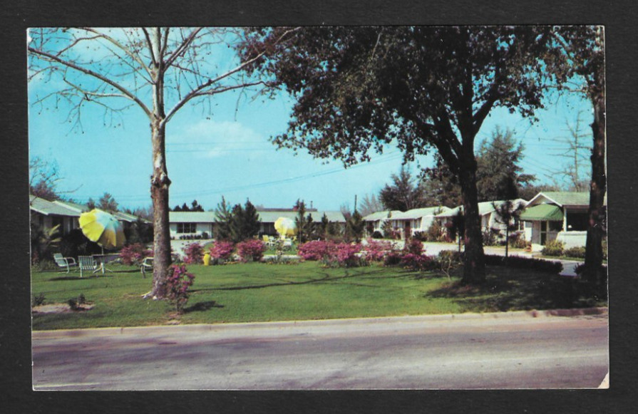 Valdosta GA-Georgia, Valow Motor Court - 1950s Roadside Postcard