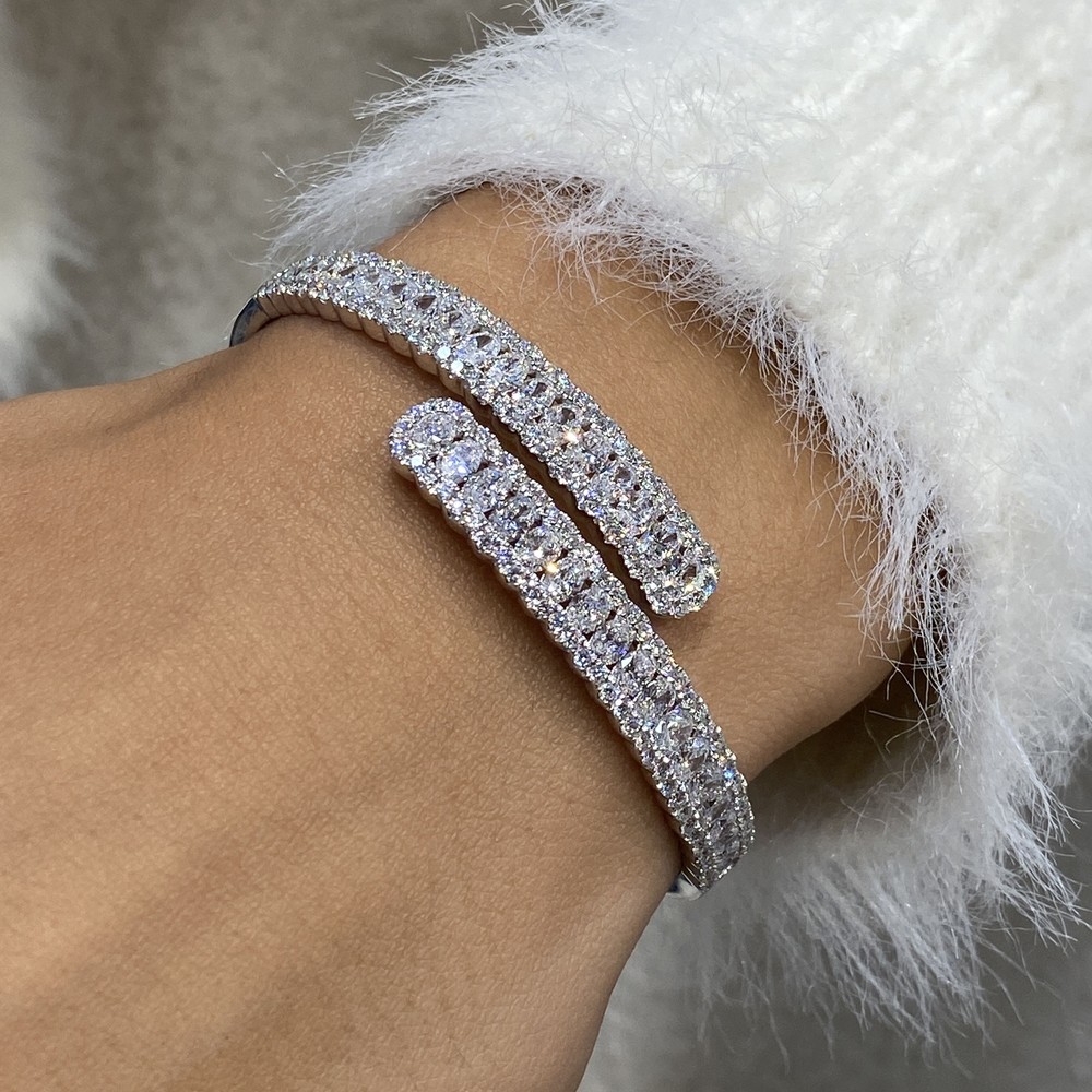14K White Gold Bangle Bracelet 5.8ct Oval & Round Labcreated Diamond F/VS GGL