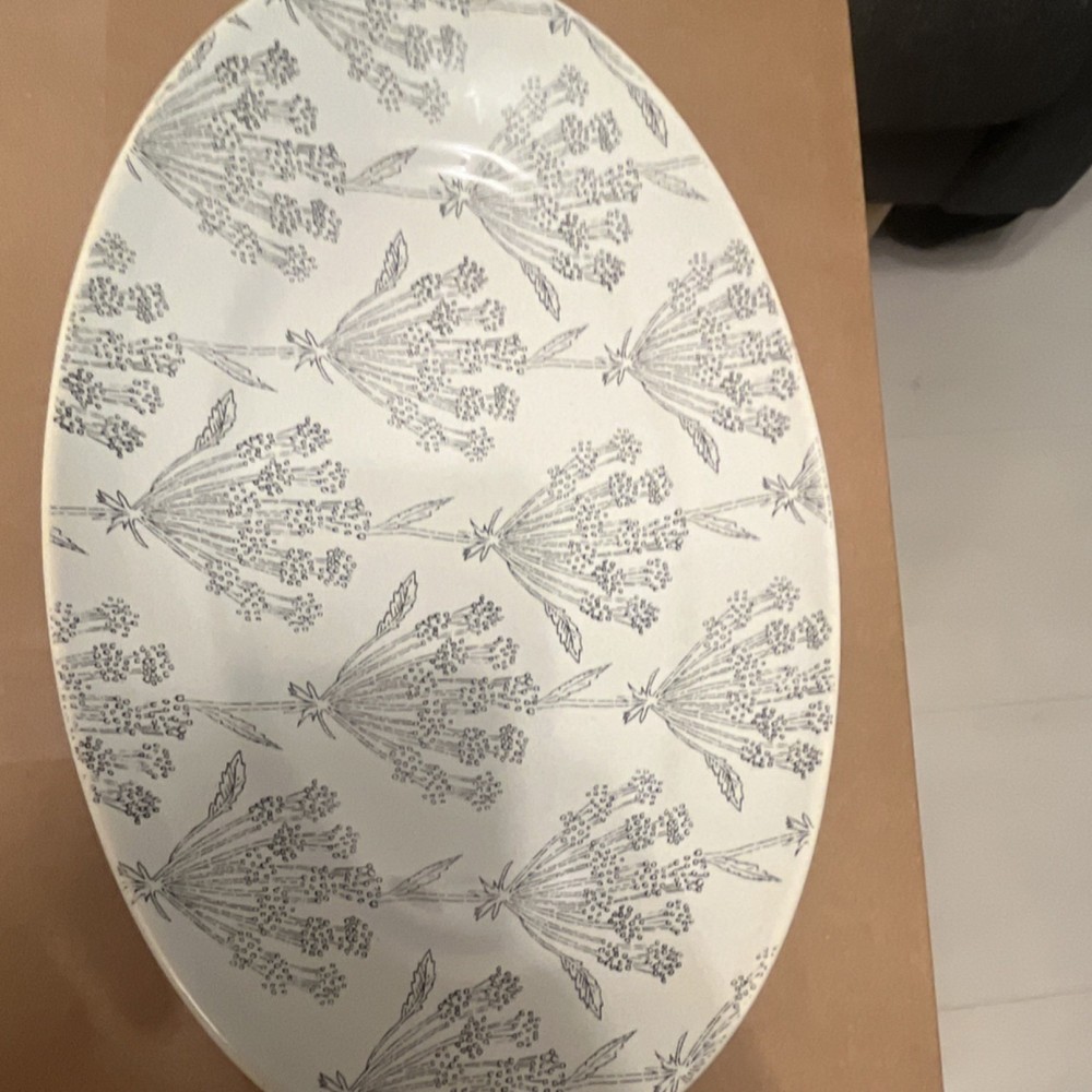 Noritake Porcelain Large Oval Platter White/Gray Floral Pattern Dishwasher Safe