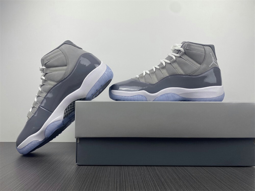 Nike Air Jordan 11 Retro 