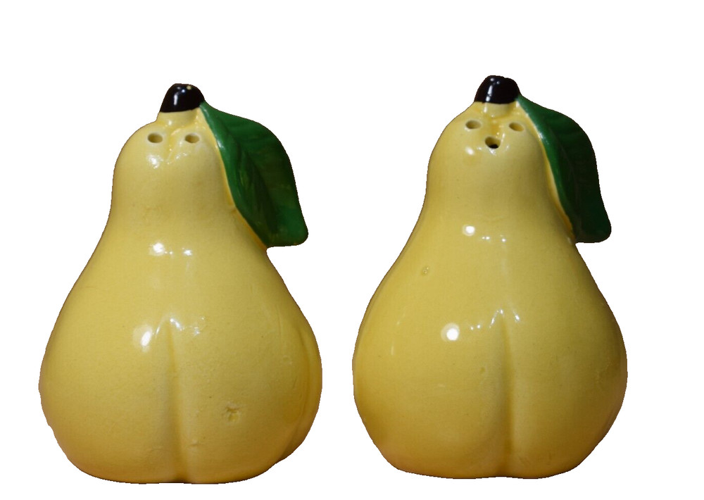 Salt and Pepper Shakers Pears