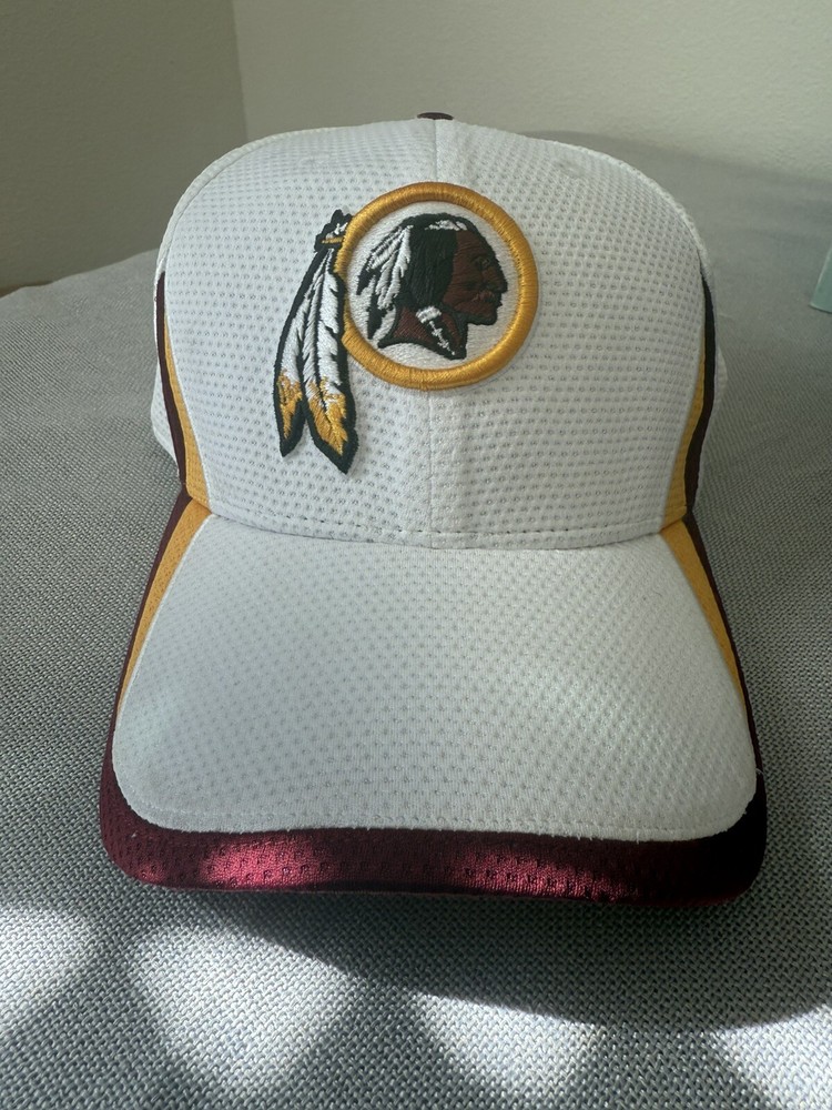 NFL Washington Redskins White Baseball Hat New Era, Size Med/Large