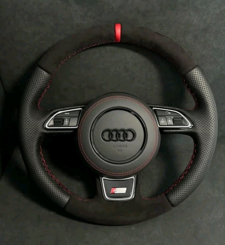 AUDI A3 S3 A4 S4 B7 A5 S5 A6 S6 A8 Q5 Q7 TT RS S-LINE F Sports  Steering Wheel