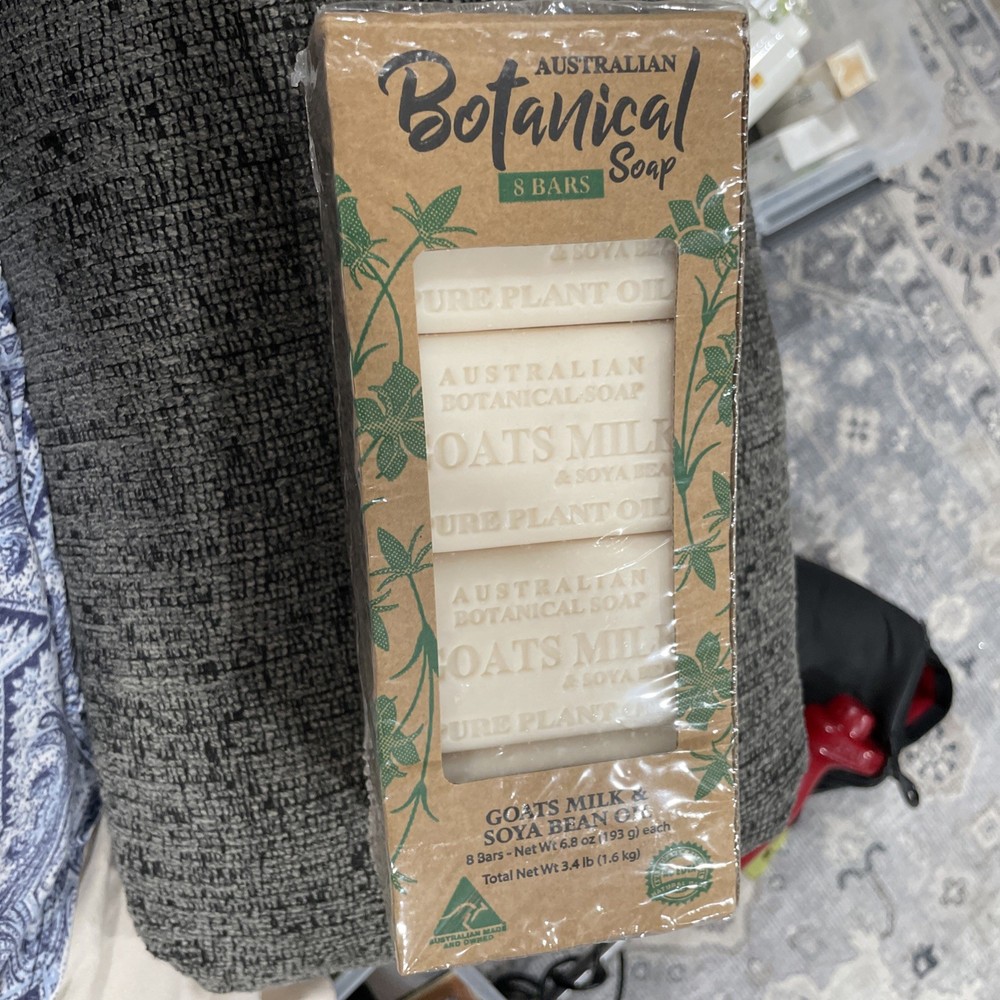 Australian Botanical Soap Goats Milk and Soya Bean Oil Triple-milled 8 Bars M49c