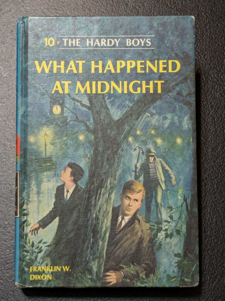 1967 Franklin W. Dixon - WHAT HAPPENED AT MIDNIGHT - The Hardy Boys #10 Vintage