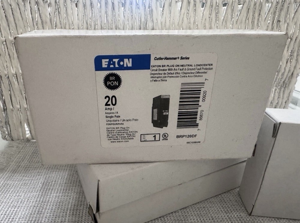 1-PC Eaton BRP120DF 20A Plug-On Neutral Dual Function Circuit Breaker 1-Pole