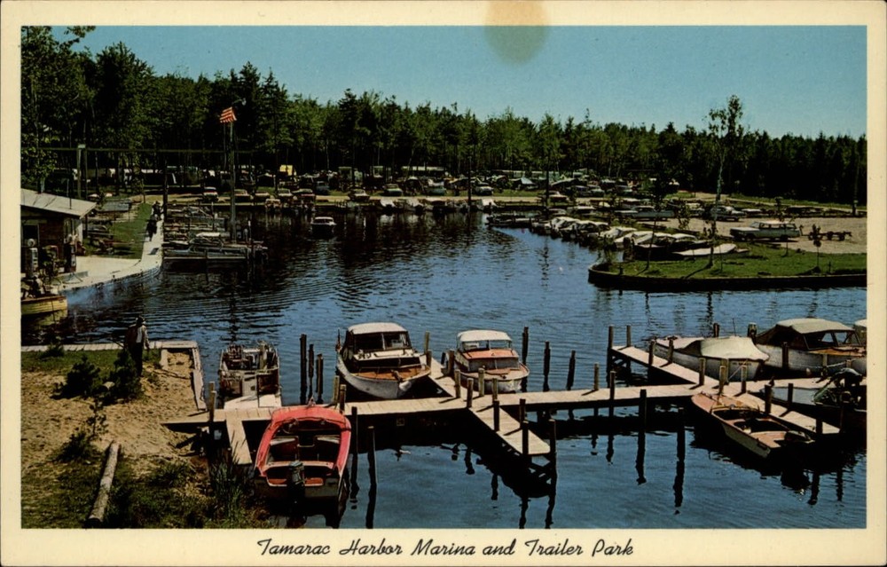 Ludington Michigan Hamlin Lake Tamarac Harbor Marina Trailer Park boats postcard