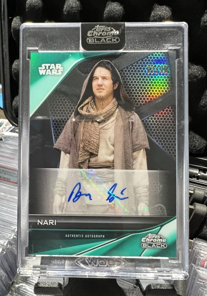 2023 Topps Star Wars Chrome Black #A-SA Benny Sadfie as Nari Green Auto 87/99