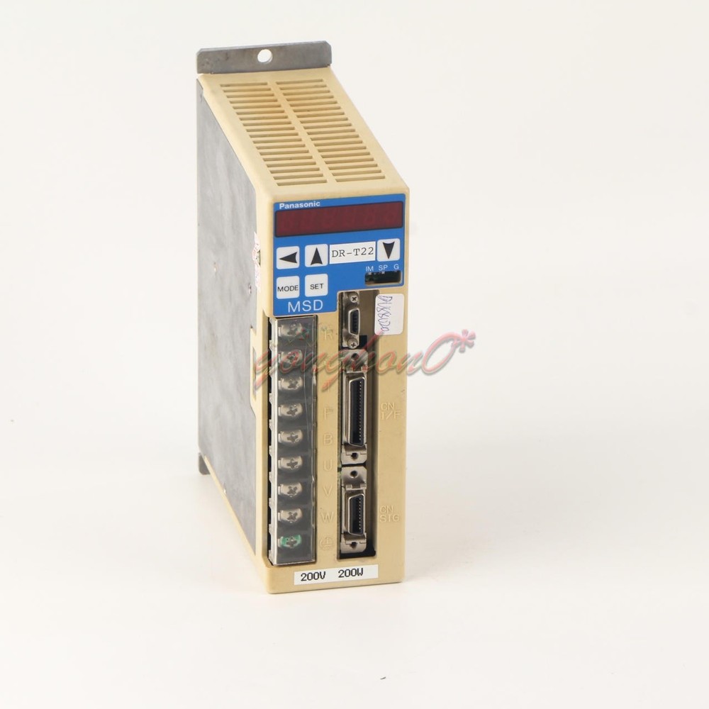 1PC used DV88020LE2B servo driver *yt