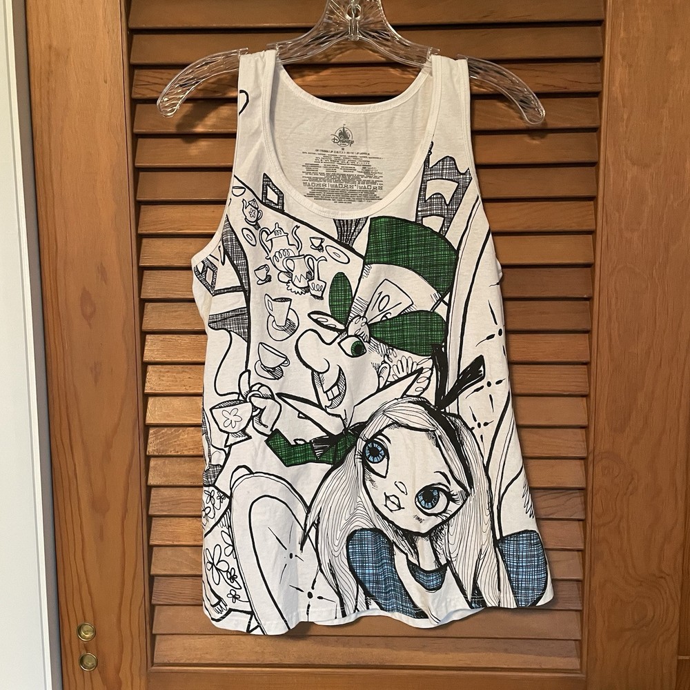 Disney Store Alice Wonderland Tank Top Womens M Mad Hatter Tea Party Graphic