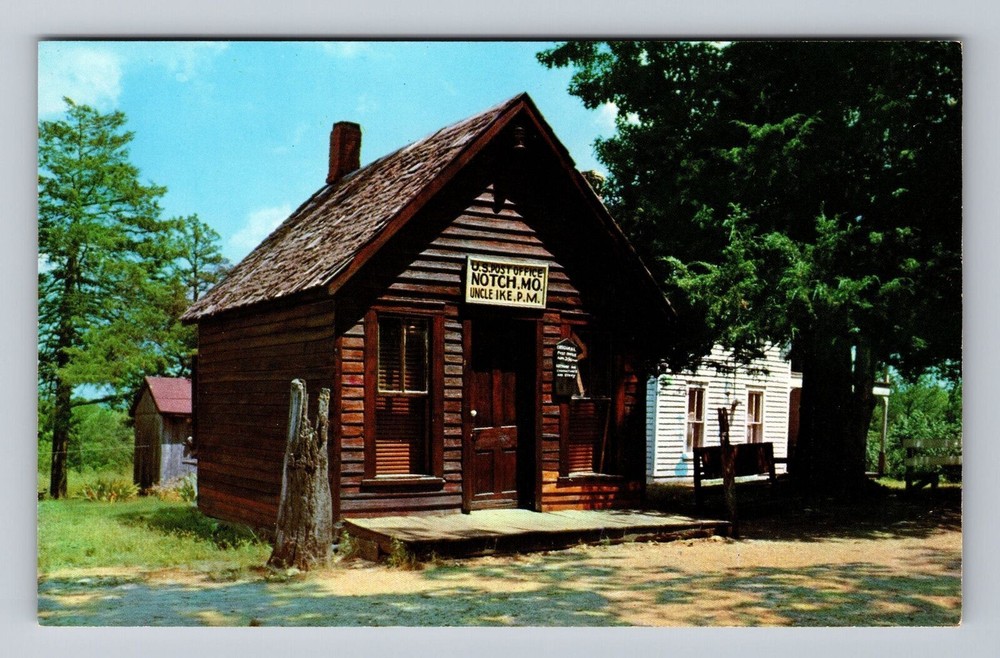 Missouri MO Notch Uncle Ike's Post Office Vintage Postcard