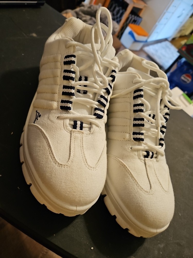 Hanes Sport Shoes Classic White Canvas Black Trim & Logo Athletic 9m Womens