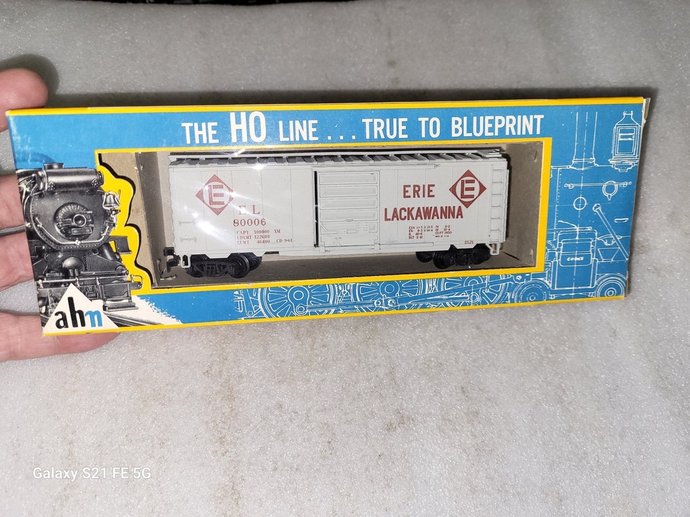 LN AHM Erie Lackawanna #80006 HO Scale Boxcar