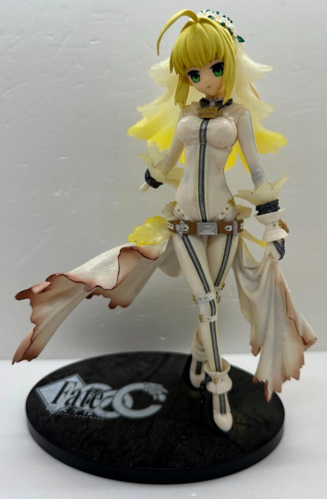 Fate Extra Saber Bride CCC Nero Claudius Figure + Stand 8.5