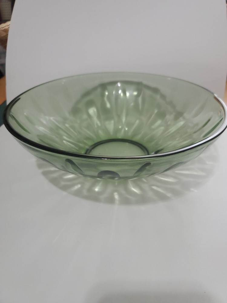Vintage Hazel Atlas Lyric Teardrop 9-Inch Avocado Green Glass Serving Bowl