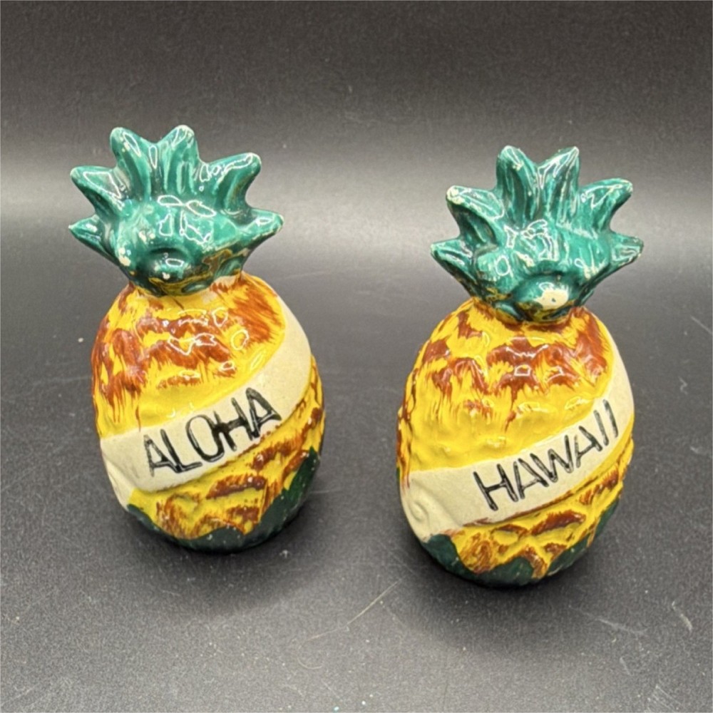 Vintage Japan Ceramic Pineapple Aloha Hawaii Salt & Pepper Shakers Set, 2pc
