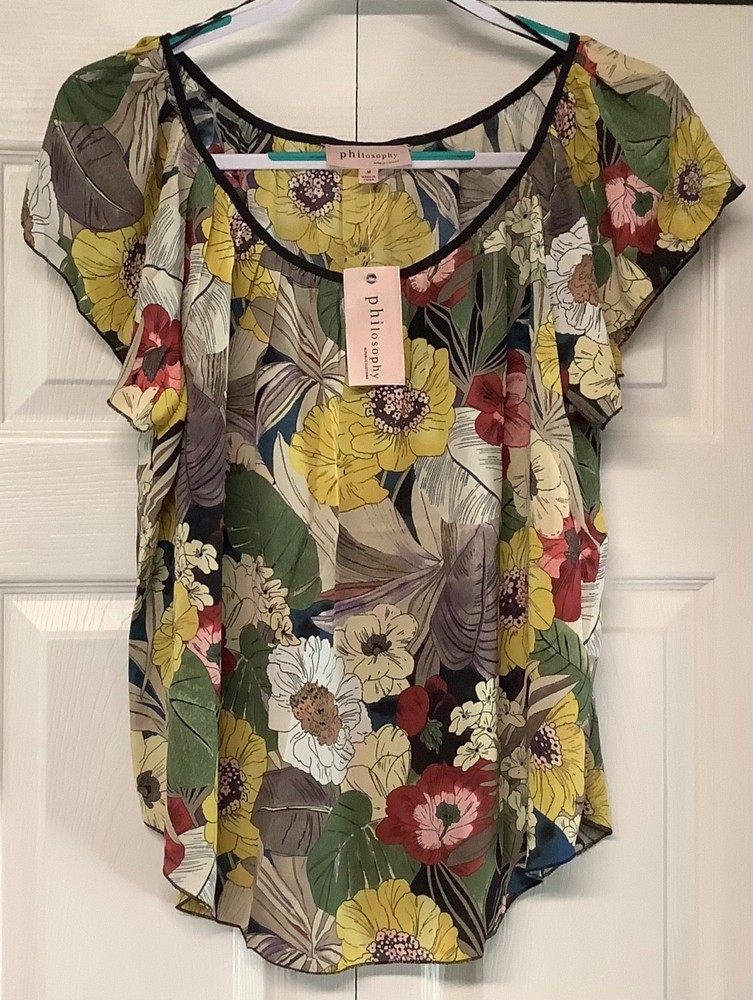Philosophy Republic Clothing Women's SZ M Floral Blouse Short Flutter Sleeve NWT