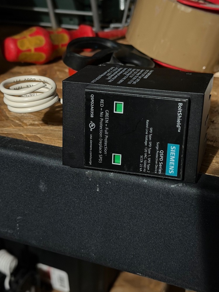 Siemens QSPD2A035P BoltShield 2-Pole 120/240V Surge Protection Device - Black
