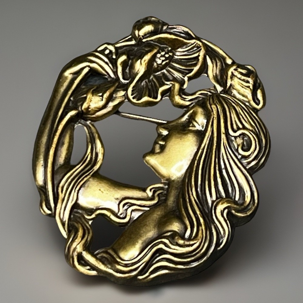 Art Nouveau Style Repousse Lady Woman Pin Brooch Brass Gold-tone 2” Vintage